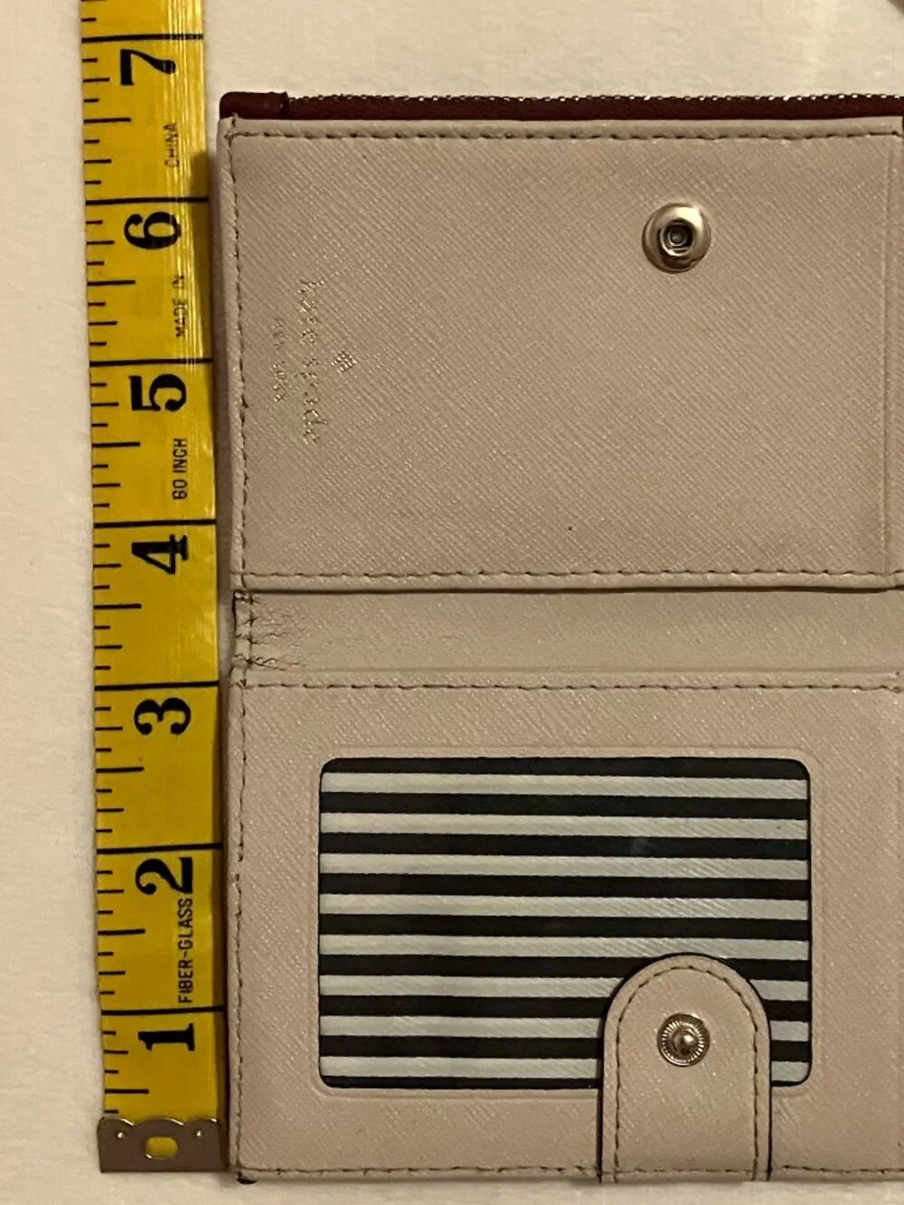 BEAUTIFUL!! ⁠Kate Spade New York Cameron Street Mikey Small Wallet